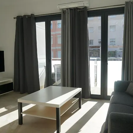 Apartamento Turistico Hermanos Infantes Estepona Extérieur photo